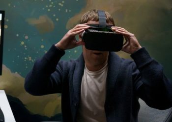 Facebook execs tease VR prototype hardware with new photos