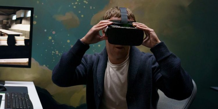 Facebook execs tease VR prototype hardware with new photos