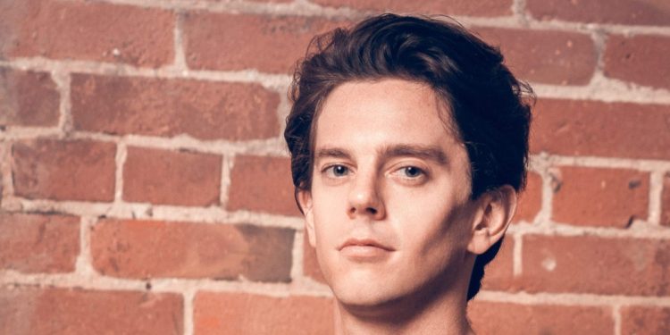 How to Invest in DeFi Tokens Early for Huge Returns, Crypto VC Shares