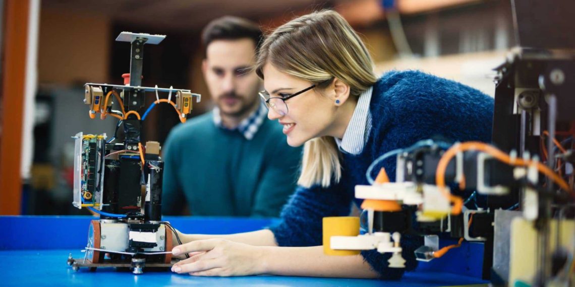 You Must know These Tips for a Job of Robotics Technicians