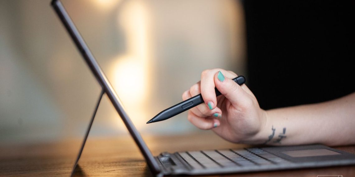 Listen to our Windows 11 and Microsoft Surface roundtable