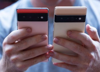 The Pixel 6 and Pixel 6 Pro will arrive with a day-one update