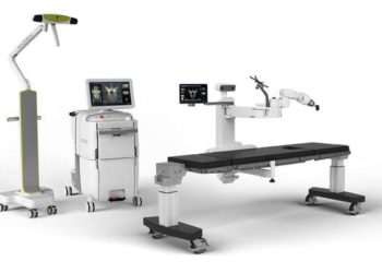 Medtronic Canada announces commercial launch of Mazor™ X, the first dedicated robotic spinal surgery platform in Canada