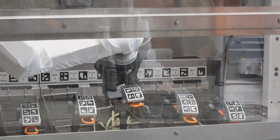 Meet ‘Flippy’: The robot that’s cooking burgers at this Shoreline restaurant