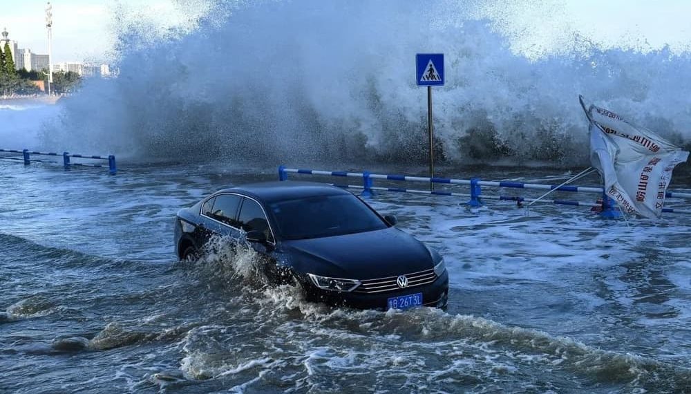 Google Research Identifies a Bottleneck in Hyperscale Approaches to AI