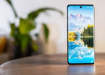 Honor 50 review: lose a Huawei, gain a Google