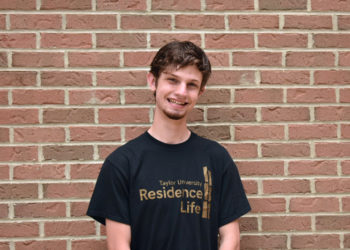 Startup as a Student: Computer Science Major Develops Software Company