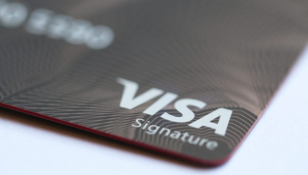 Visa Backs Credit Card Startup Deserve