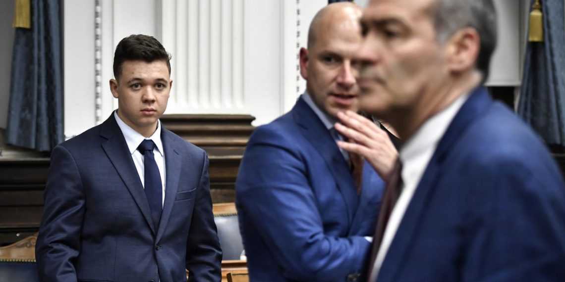 Judge buys Rittenhouse lawyer’s inane argument that Apple’s pinch-to-zoom manipulates footage