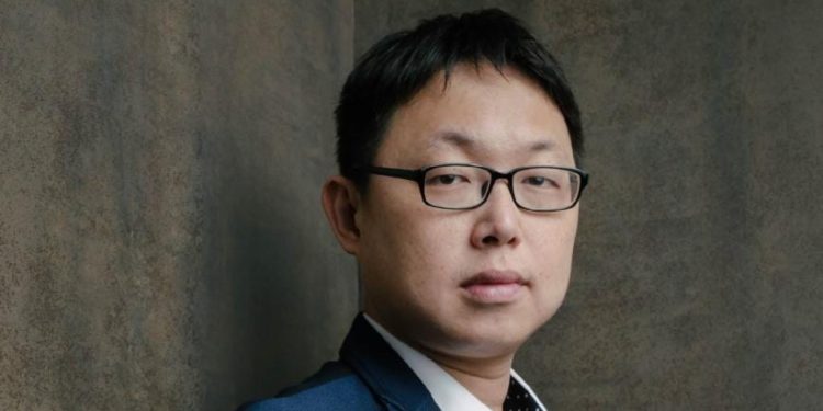 Li Ka-Shing-Backed AI Startup Founder Targets Electric Vehicles, Growth Amid Global Chip Shortage