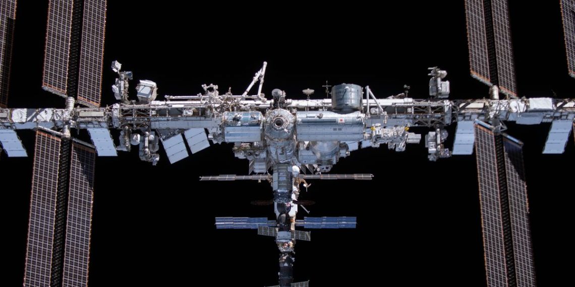 NASA delays spacewalk due to threat of space debris