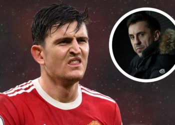‘Get the f*ck away from them’ – Neville in fresh ‘robots’ rant as Man Utd control players on social media