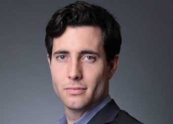 Tiger Global’s Curtius Warns Startup Workers About Stock Pay