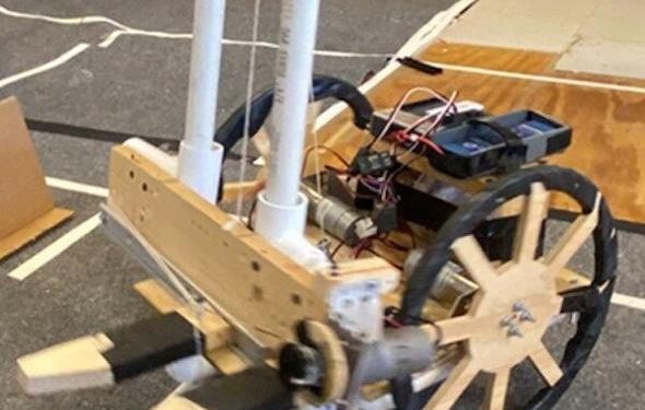 Middle School Defeats High Schools, Earns Bid to Texas BEST State Robotics Competition | Texas