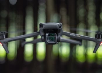 DJI releases new flagship Mavic drones — Mavic 3 and Mavic 3 Cine