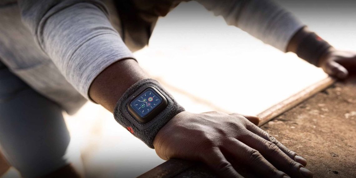 Twelve South’s new Apple Watch sweatband doesn’t work with every watch