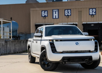 Lordstown Motors delays Endurance EV pickup after announcing Foxconn deal