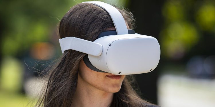 The Oculus Quest 2 comes with a free $50 gift card starting today
