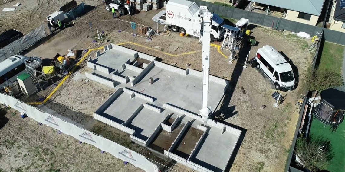 FBR’s Hadrian X block-laying robot to construct up to 5,000 homes in Mexico | News