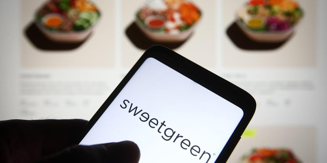 Robots won’t replace workers in restaurants