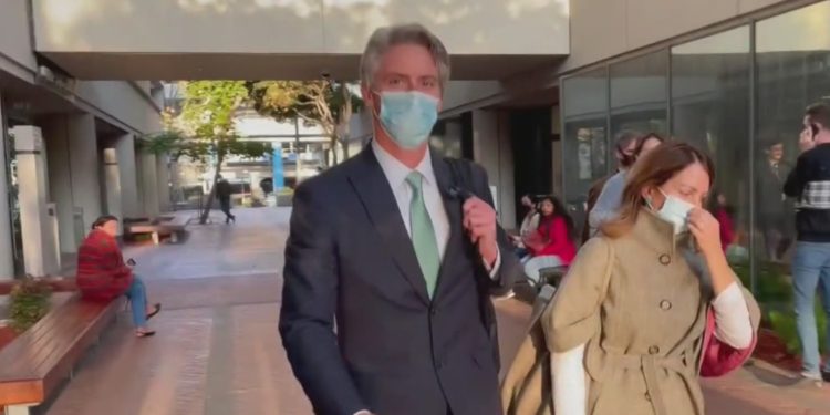 Investor Who Poured $96M Into Startup Claims He Was Duped – CBS San Francisco