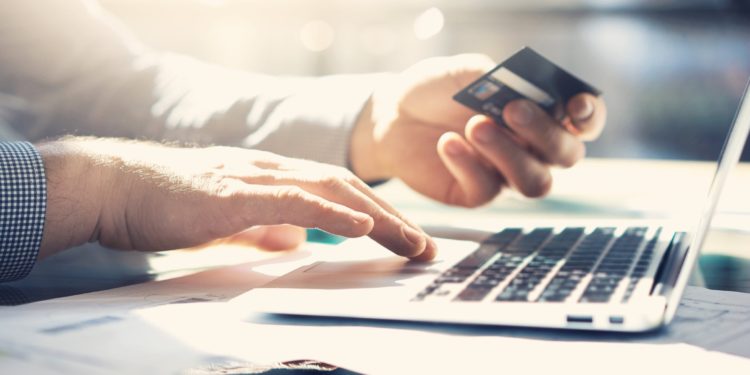 Is This Fintech Dividend Stock Worth a Closer Look?