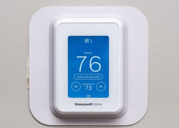 The Honeywell Home T9 smart thermostat now works with Apple HomeKit