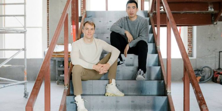 Coinbase co-founder launches biggest VC fund in crypto