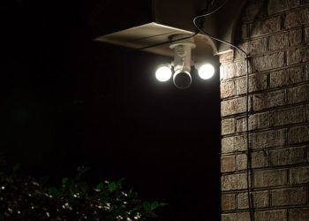 Google Nest Cam with floodlight review: good security camera, awkward design