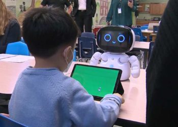 Robot named ‘Kebbi’ helping Andover, Massachusetts special needs students unlock potential