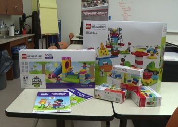 Elementary students in Sharon learning about STEM through playing with LEGOs