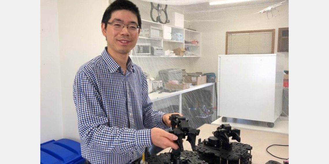 Robot helps researchers to measure plant growth