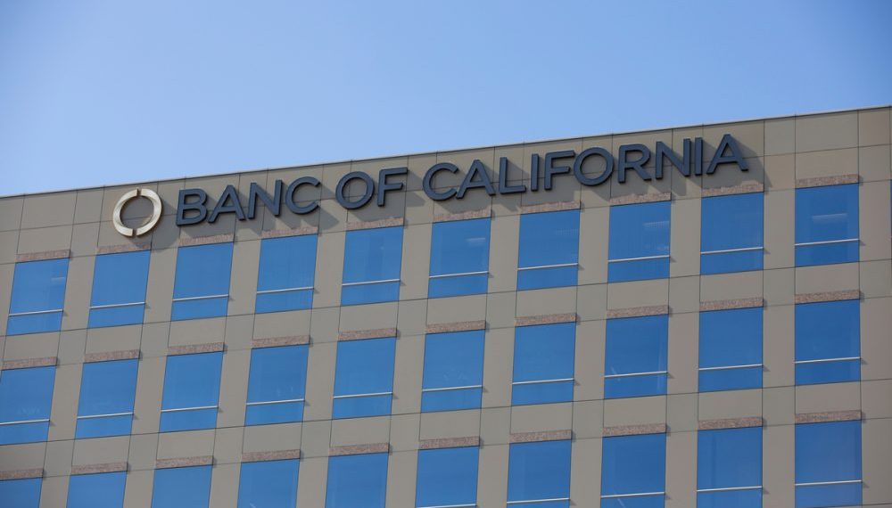 Banc of California Considers Backing Finexio