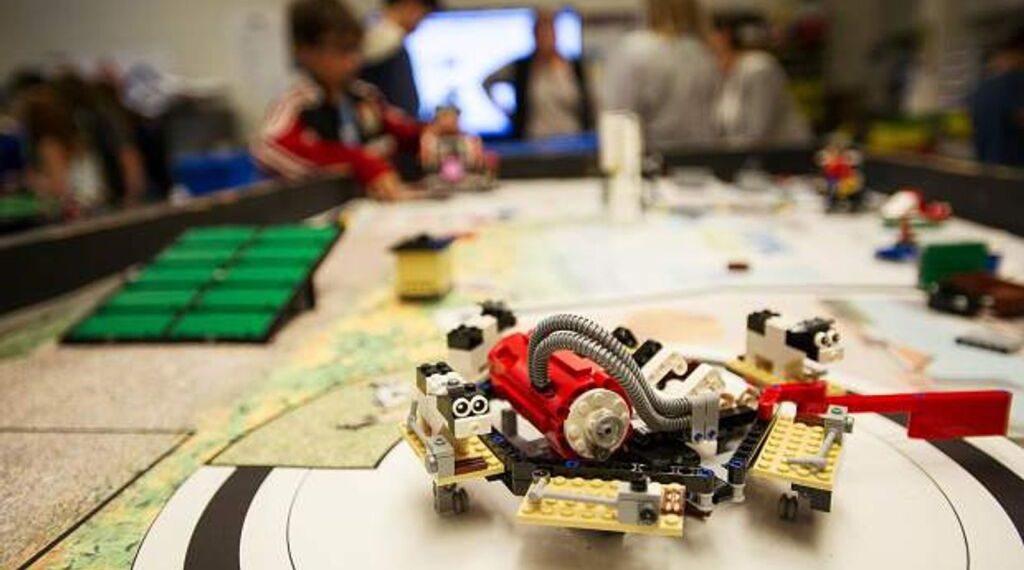 Robotics competition returns to Aspen Middle School
