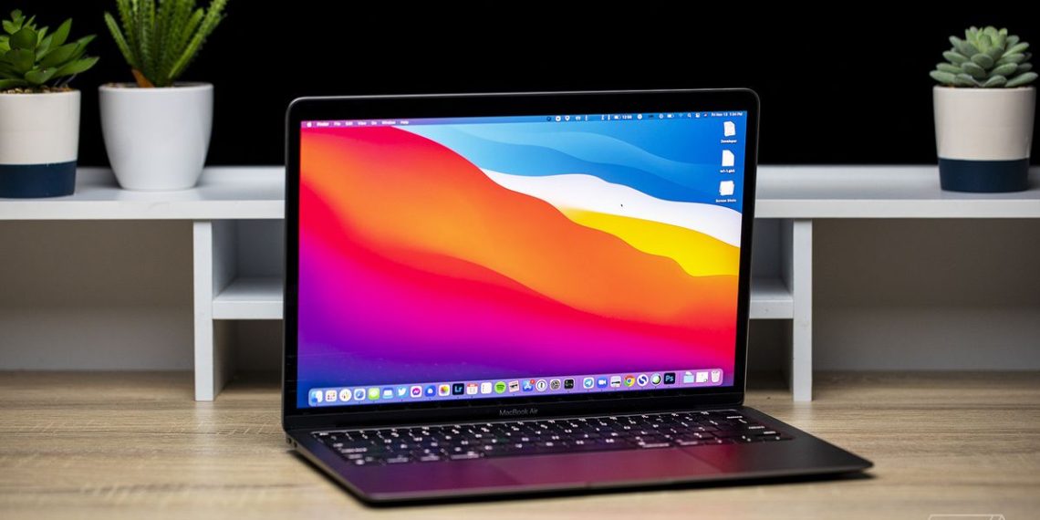 Apple fixes bug that could cause macOS Monterey to brick Macs with a T2 security chip
