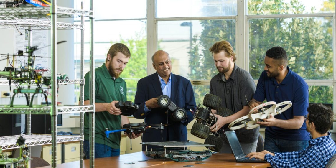 Missouri S&T professor improving robots’ brains