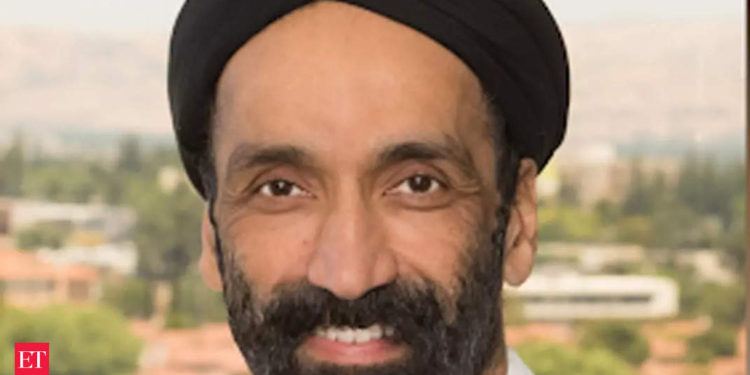 elon musk: CEO of battery startup awarded ‘staggering’ Elon Musk-like pay package