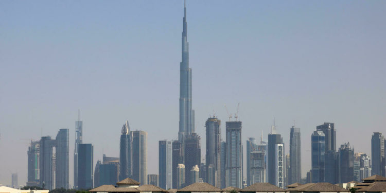 Young Arabs swipe to fintech as saving, investing takes off