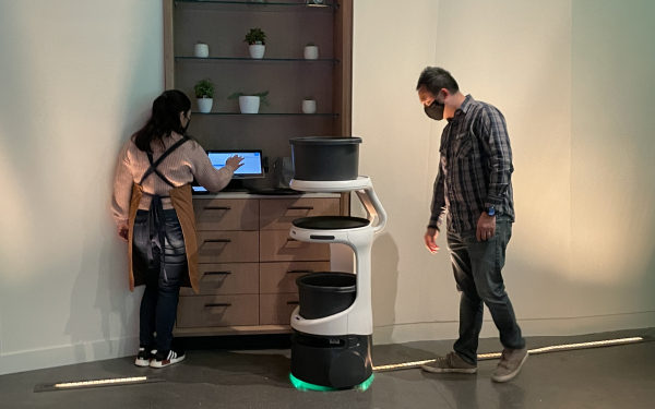 Robots and conveyor belts: Jacky Li talks kitchen tech at Roger Bar and Restaurant | Peninsula Foodist | The Peninsula Foodist