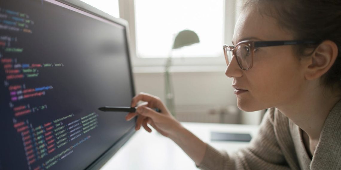 Startup ‘Talent Wars’ Could Stifle Industry-Wide Growth: Investors