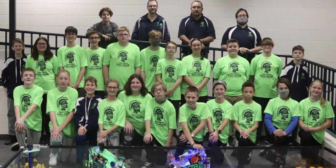 Techno Trojans tallying trust, teamwork at middle school level | Education