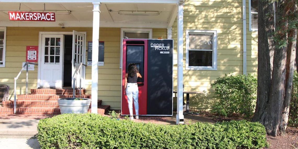 Student Startup Aersys Helps the Rutgers Makerspace Offer Contactless Pickup During the Pandemic