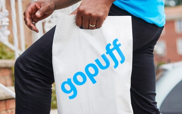 GoPuff, the instant grocery startup, is raising up to $1.5B, at up to a $40B valuation, ahead of going public as soon as mid-2022 – TechCrunch
