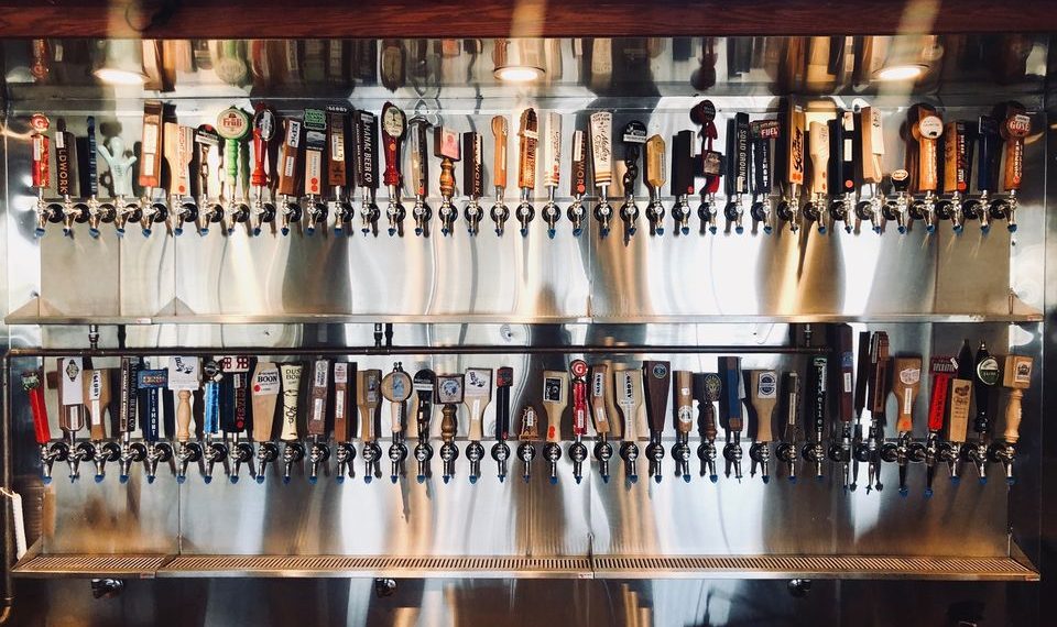 Long-closed Santa Clara brewpub, the Halford, reopens — with 71 beer taps and 3 robots