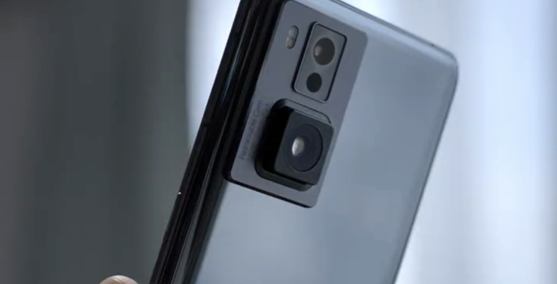 Oppo teases retractable rear camera for phones