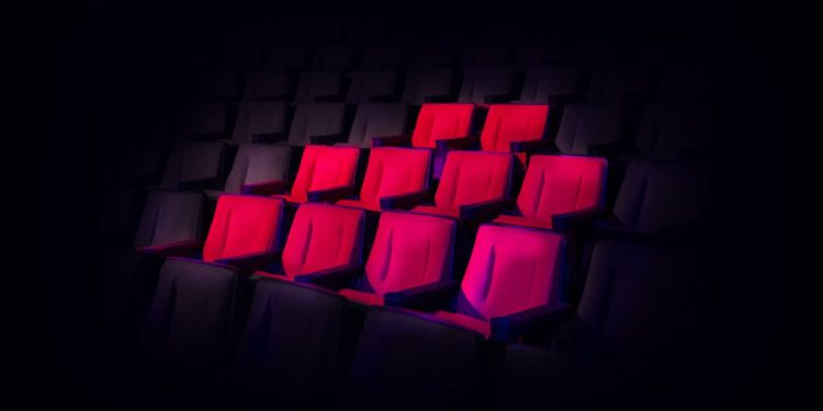 Movie theaters are breaking records thanks to Spider-Man, even as omicron spreads