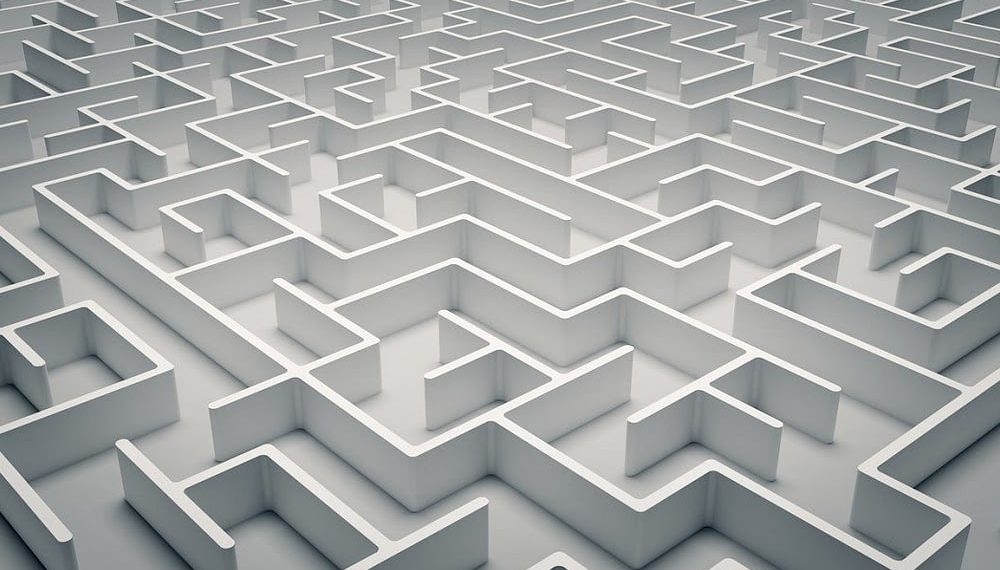Scientists Teach Robot to Independently Navigate Maze