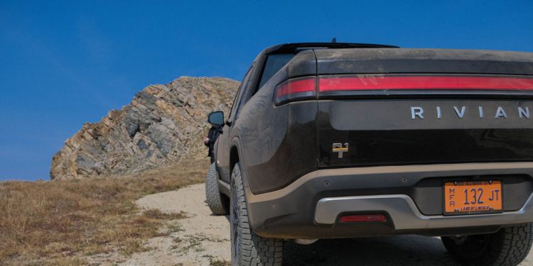 Rivian’s 400-mile electric vehicles delayed to 2023