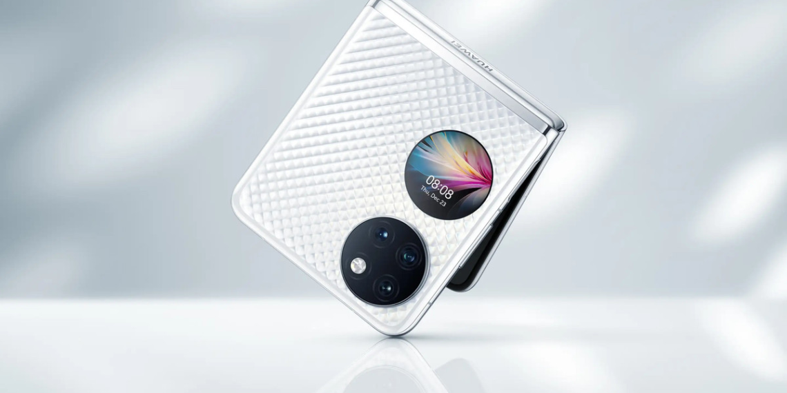 Huawei’s foldable P50 Pocket has a circular external screen that’s perfect for notifications