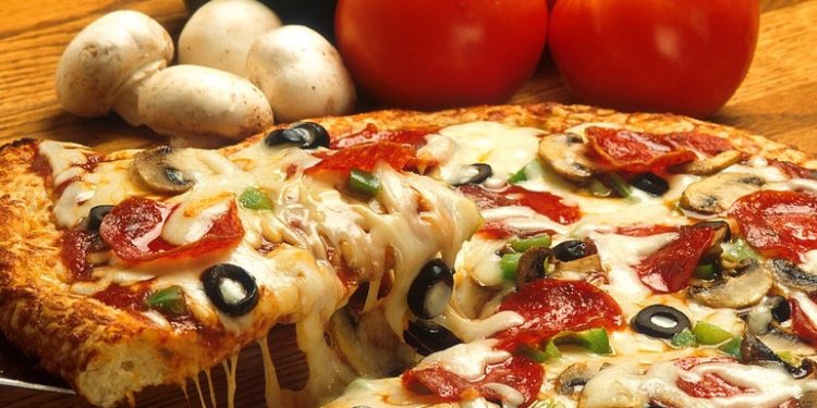 2022 will be the year of the pizza-making robot